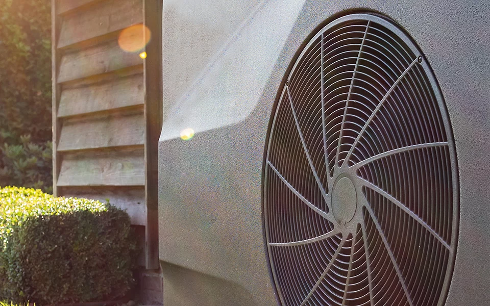 Außenansicht einer Wärmepumpe