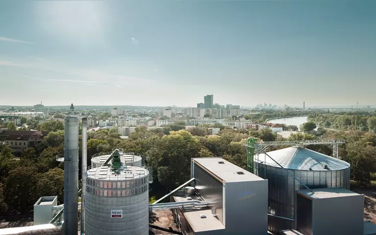 Blick auf das EVO-Pelletwerk in Offenbach